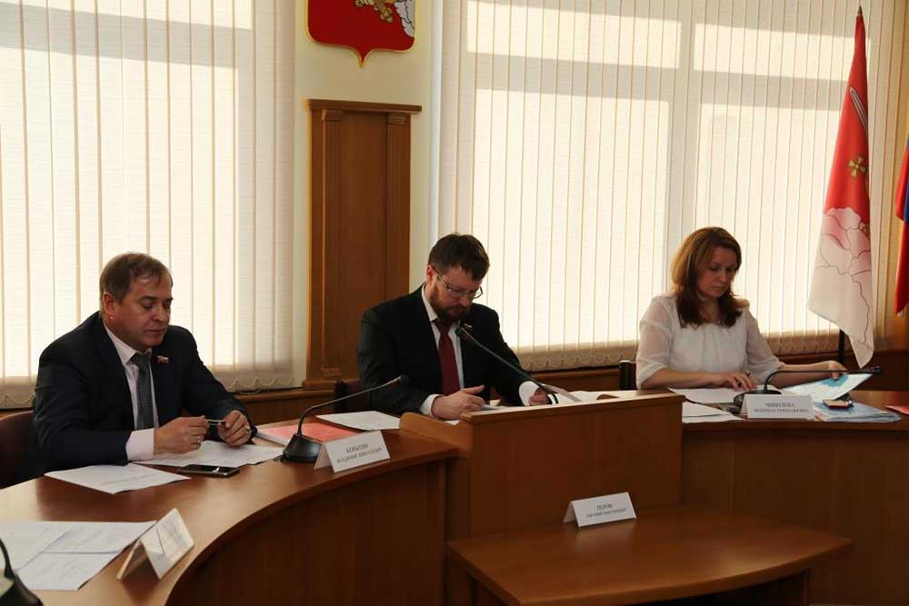 В Вологде прошло заседание комитета по экономической политике и муниципальной собственности