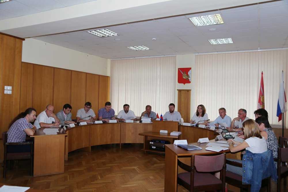 Внеплановое заседание комитета по экономической политике и муниципальной собственности